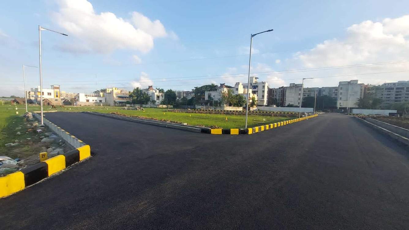  sai garden Plot