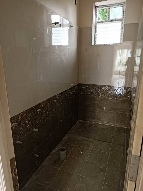  charan enclave Bathroom