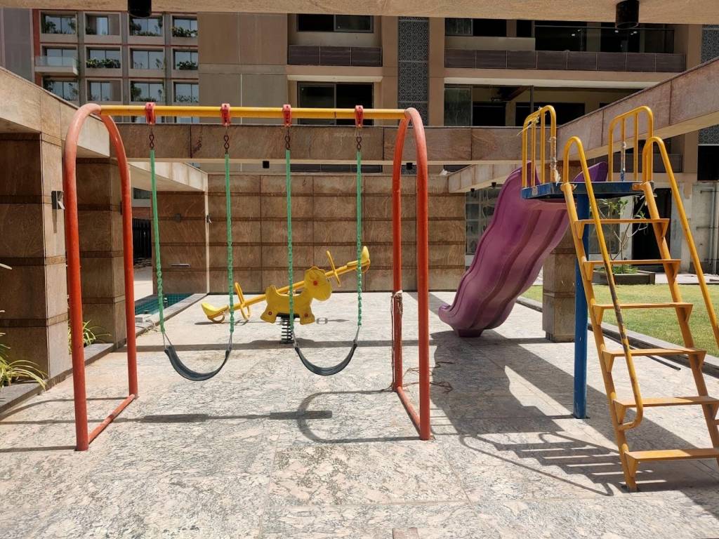 grace 3 Children's play area