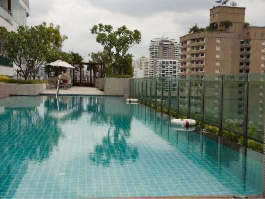  solace Swimming Pool