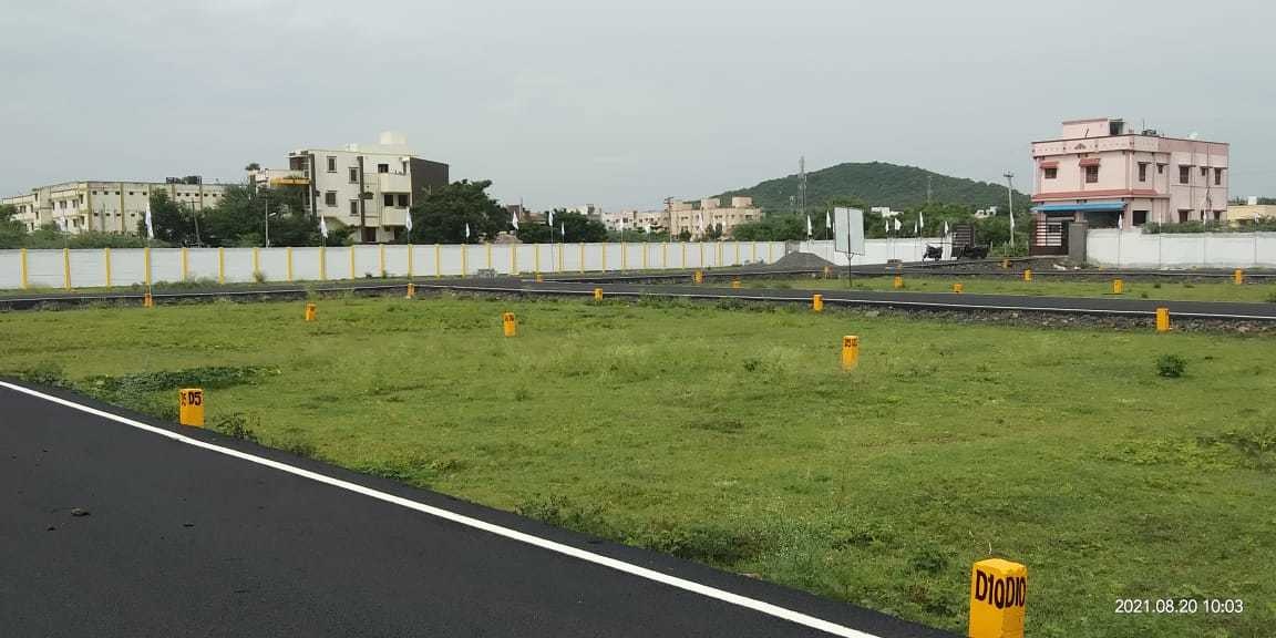  green garnet Elevation