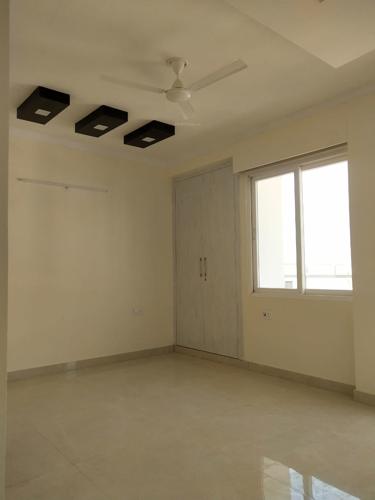  luxury-floors Living Area