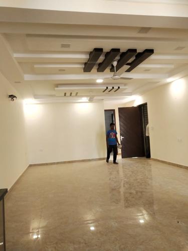  luxury-floors Living Area