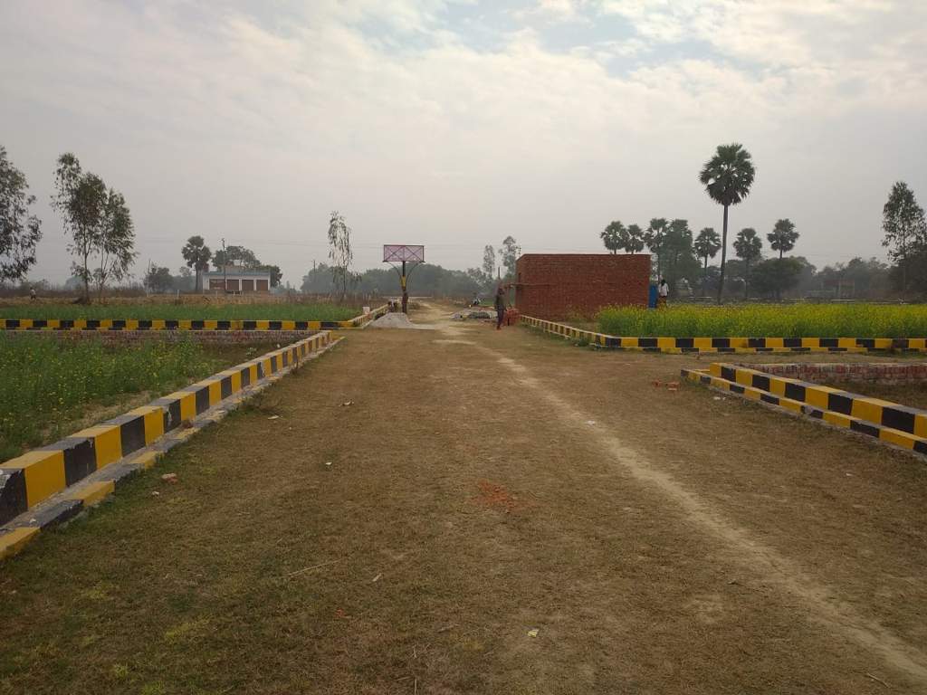  royal greens Internal Roads