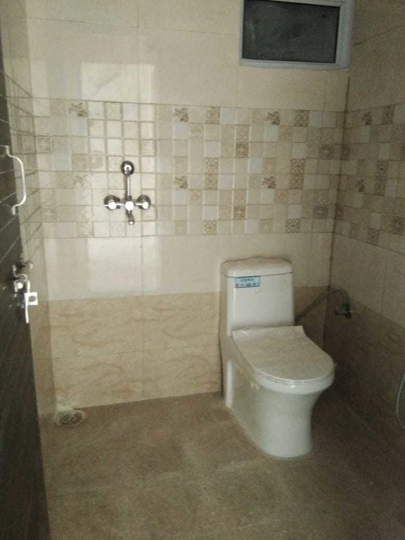  yashika heavens Bathroom