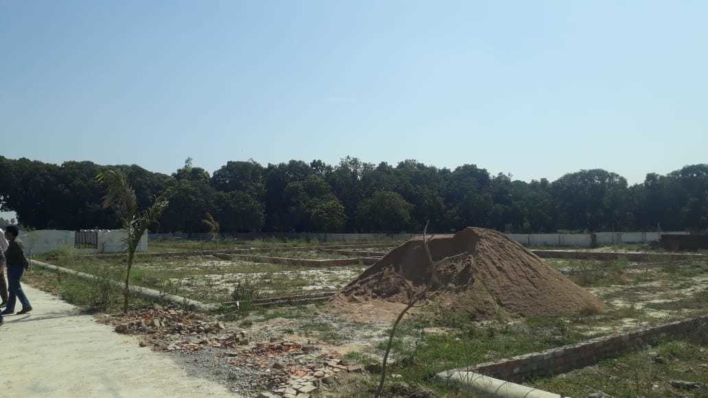  sparsh paradise Plot