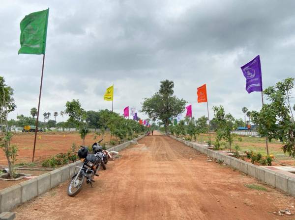  mukunda-greens Plot