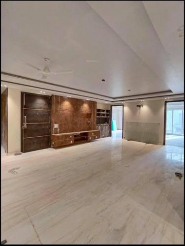  luxury-floors-4 Living Area