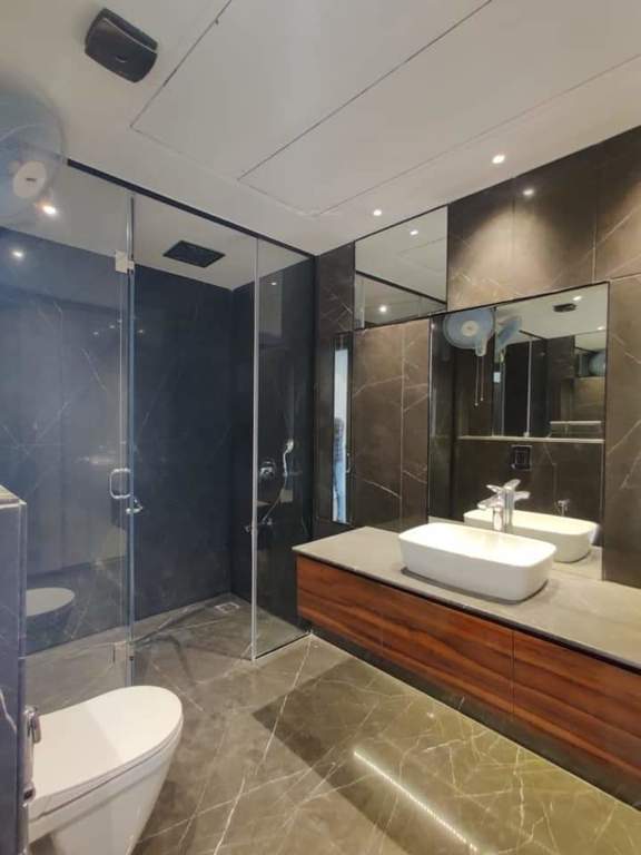  luxury floors 7 Bathroom