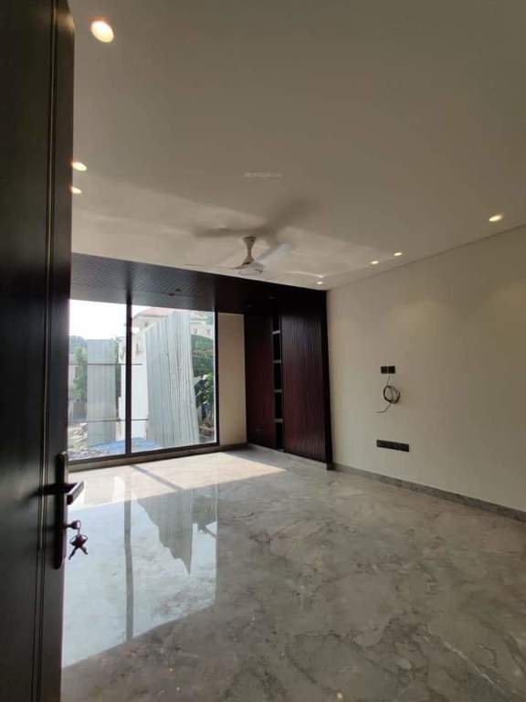  luxury floors 7 Bedroom