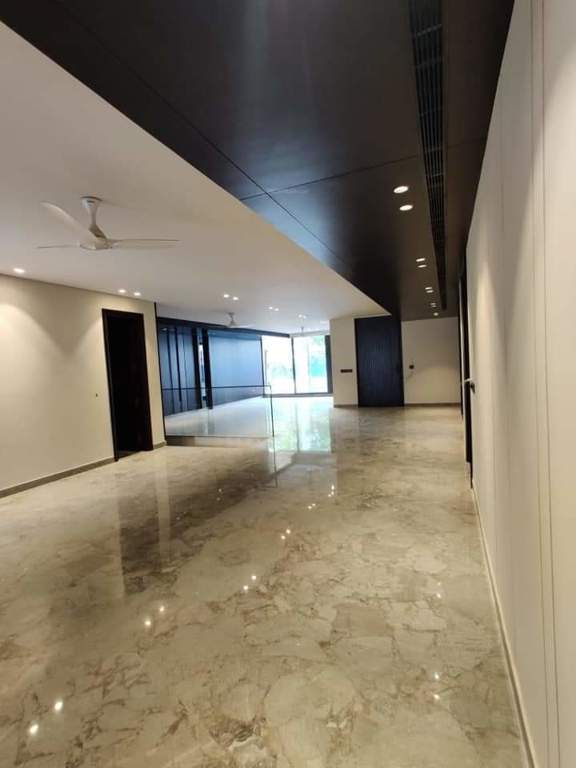  luxury floors 7 Living Area