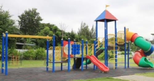  retreat Children's play area