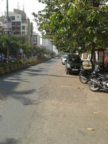 Internal Roads plaza Internal Roads