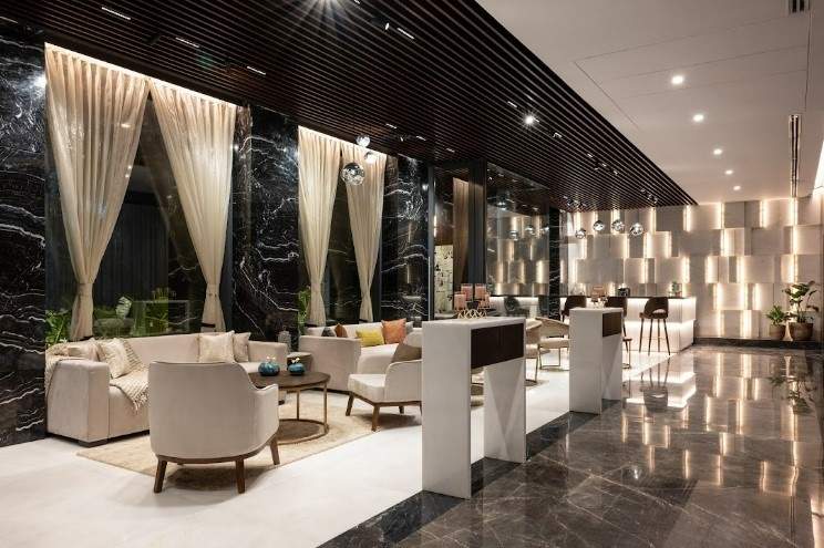  midtown bay Bar/Chill out Lounge