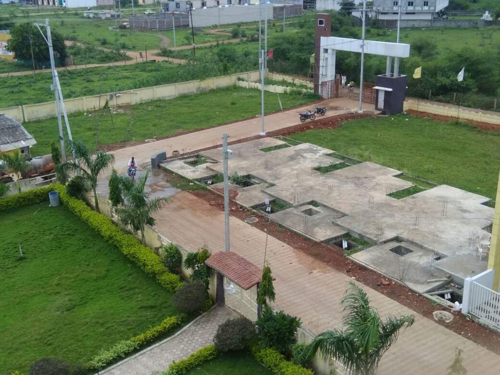  gopikrishna construction co Plot