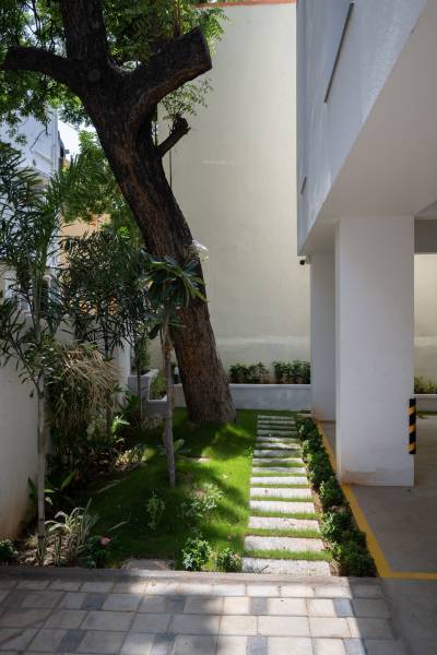  avant-garde-by-ufactor Others