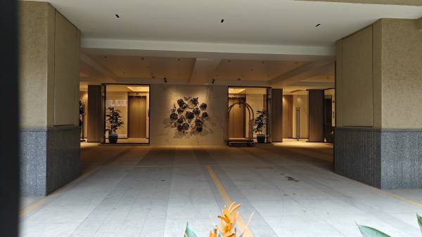  avalon Entrance Lobby