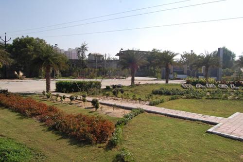  grand-city-ext-prime Landscaped Gardens