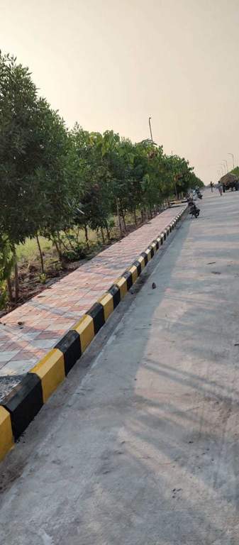  jaagruthis green fields Plot