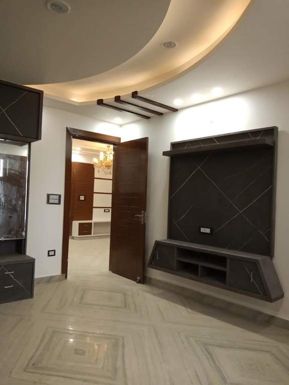 khatushyam livings Bedroom