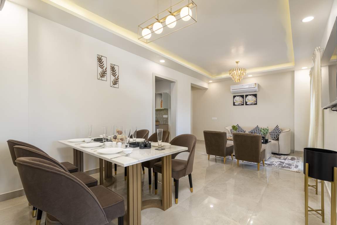  twin towers Dining Area