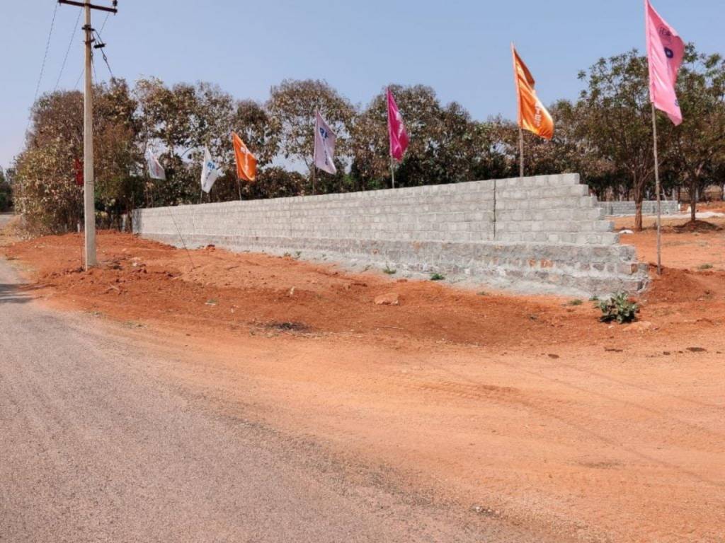  sri sai bloom city 2 ph ii Plot