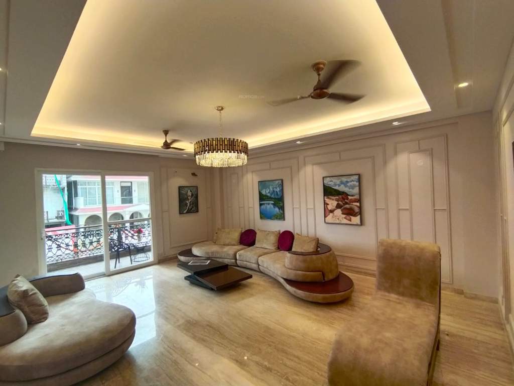  lavish homes Living Area