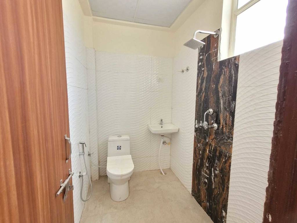  residency iii Bathroom