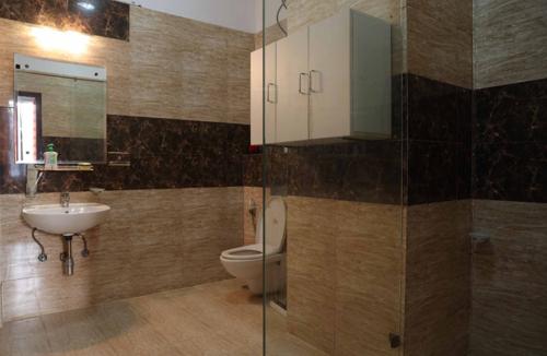 grand-homes-villas Bathroom