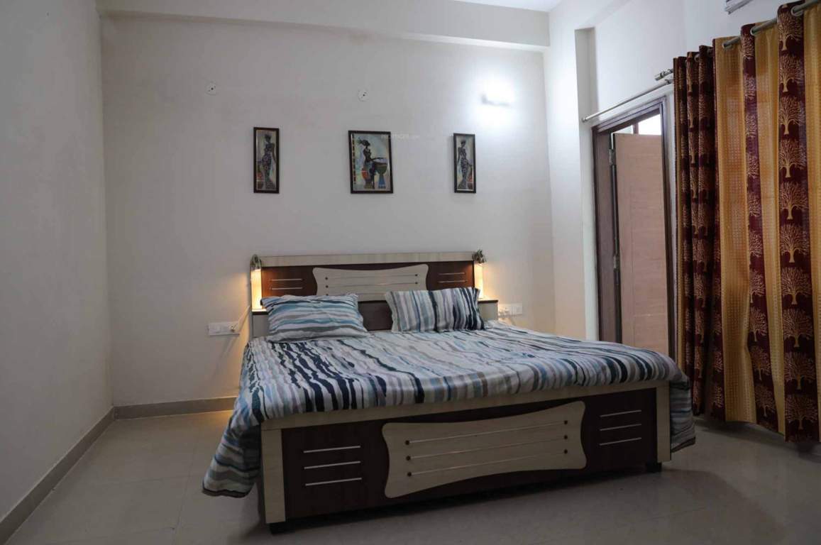  grand homes villas Bedroom