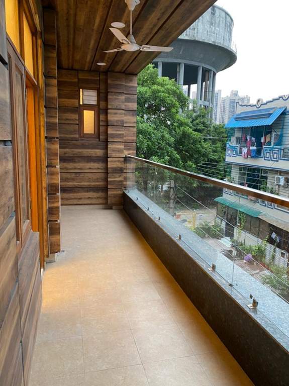 ss home Balcony