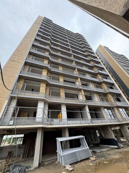 constructionStatus of Arise Vibrant