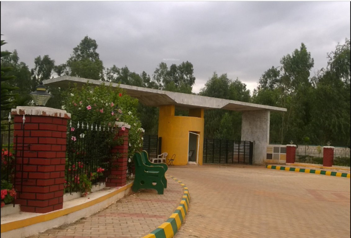  metro city Gated Community