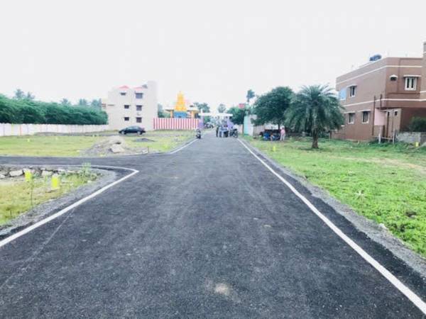  velan-avenue Internal Roads