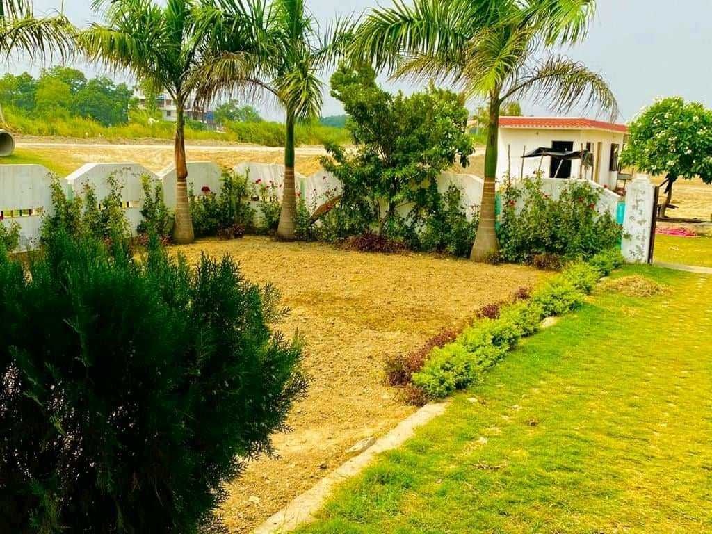  kailasha encalve Plot