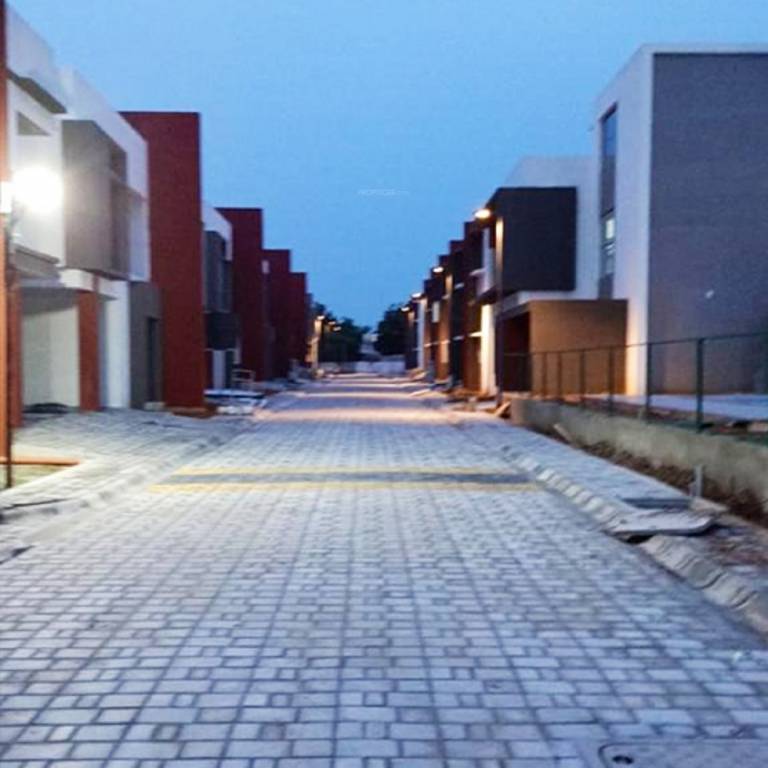  code field phase vi Internal Roads