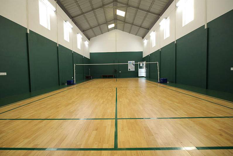  the 44 club Badminton Court