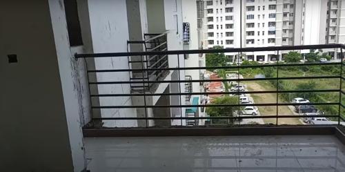  celebrity-meadows-tower-m Balcony