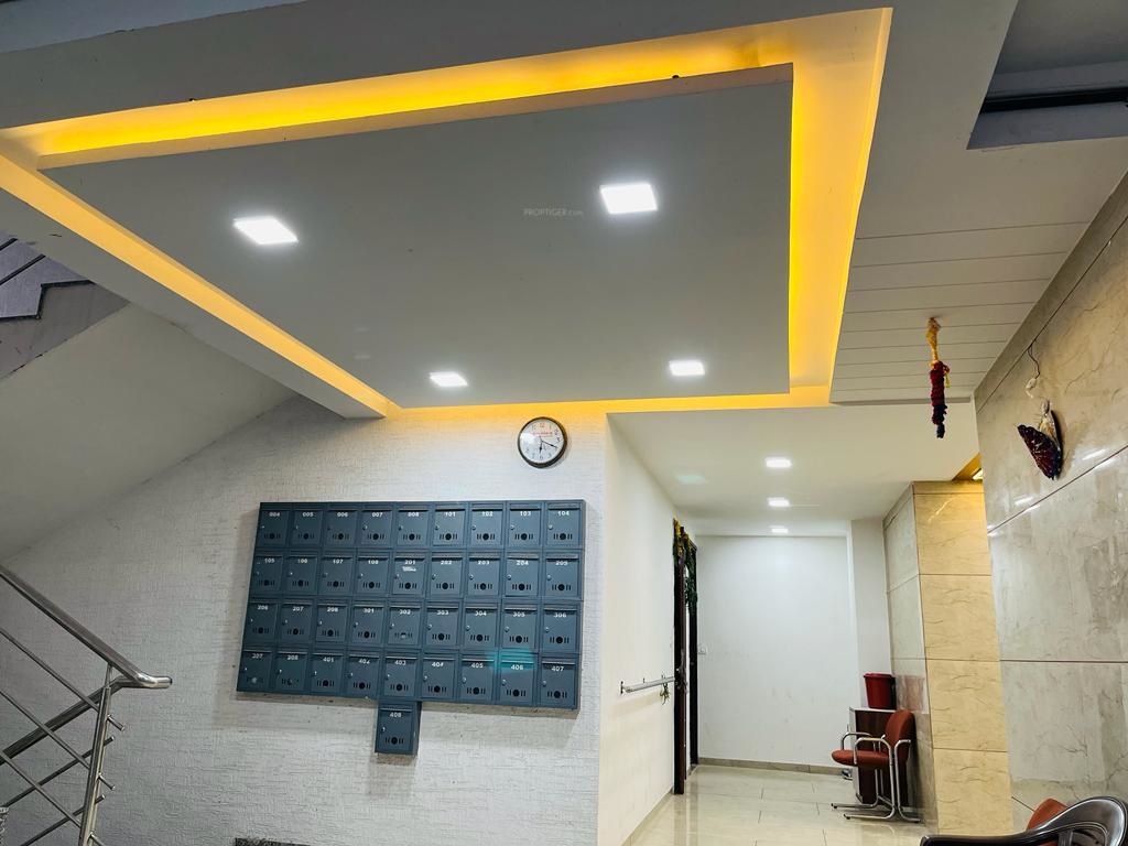  mohan morari Lobby