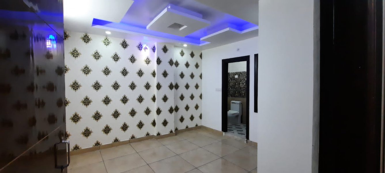  luxury livings Bedroom