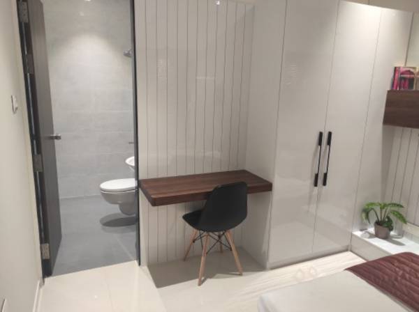  skyline-phase-ii Bathroom