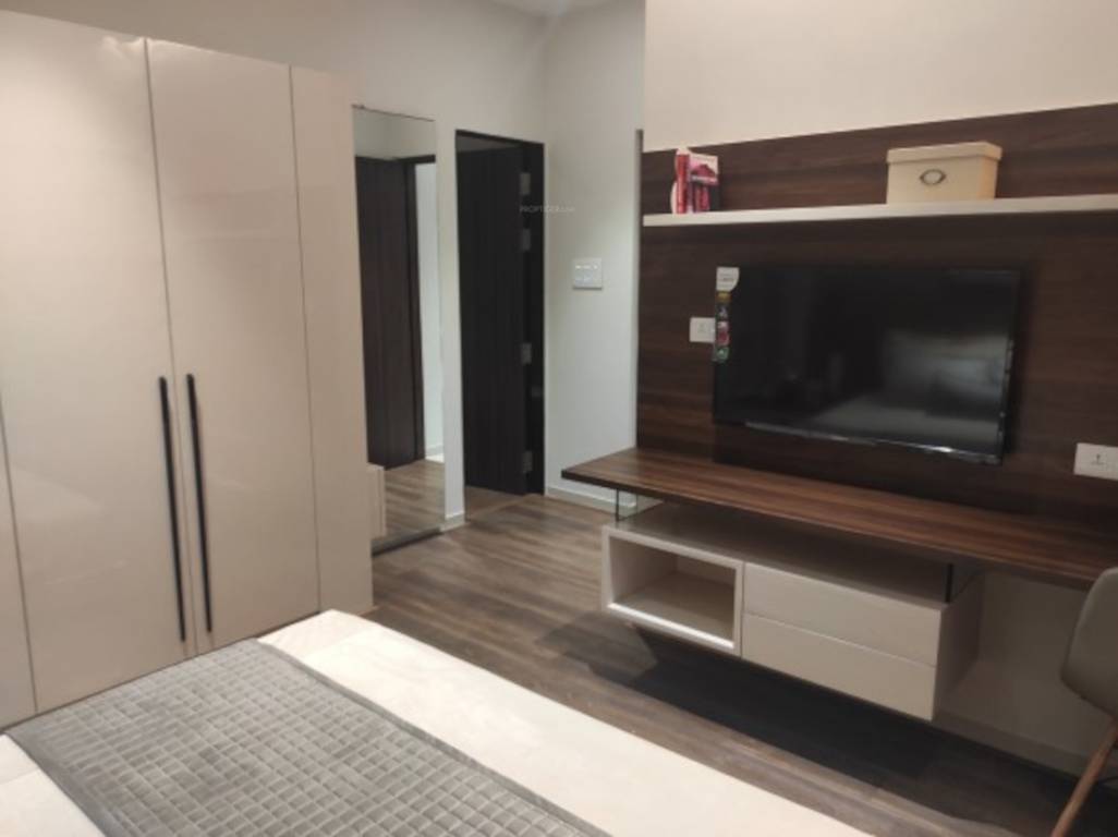  skyline phase ii Bedroom