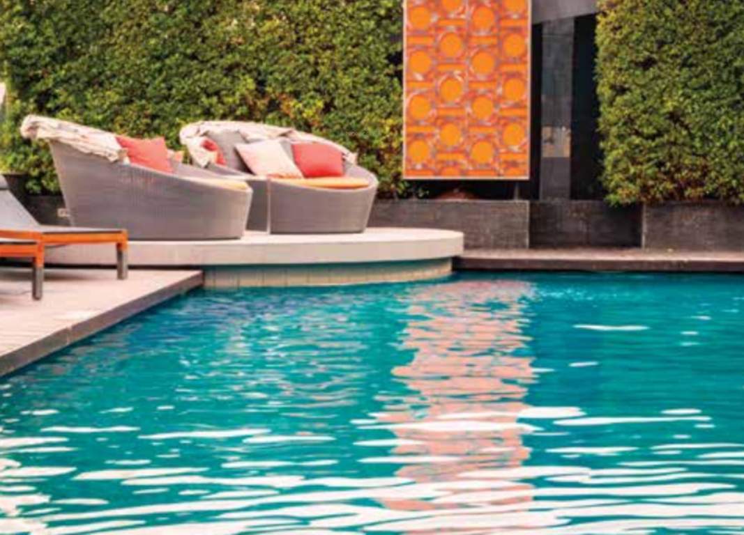  ascent towers 48 and 49 Swimming Pool