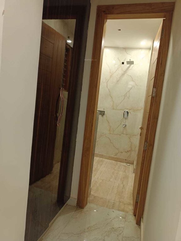 luxury floors Bathroom