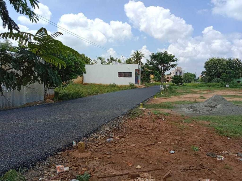  hayaath nagar Plot
