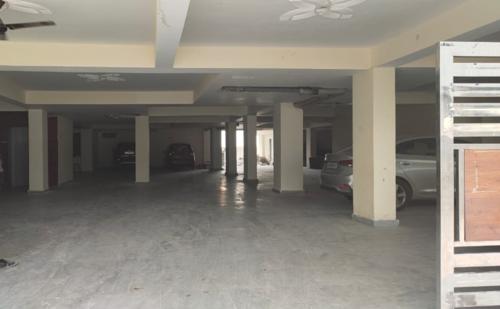  ganpati-home Closed Car Parking