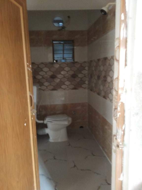  bhumi estate Bathroom