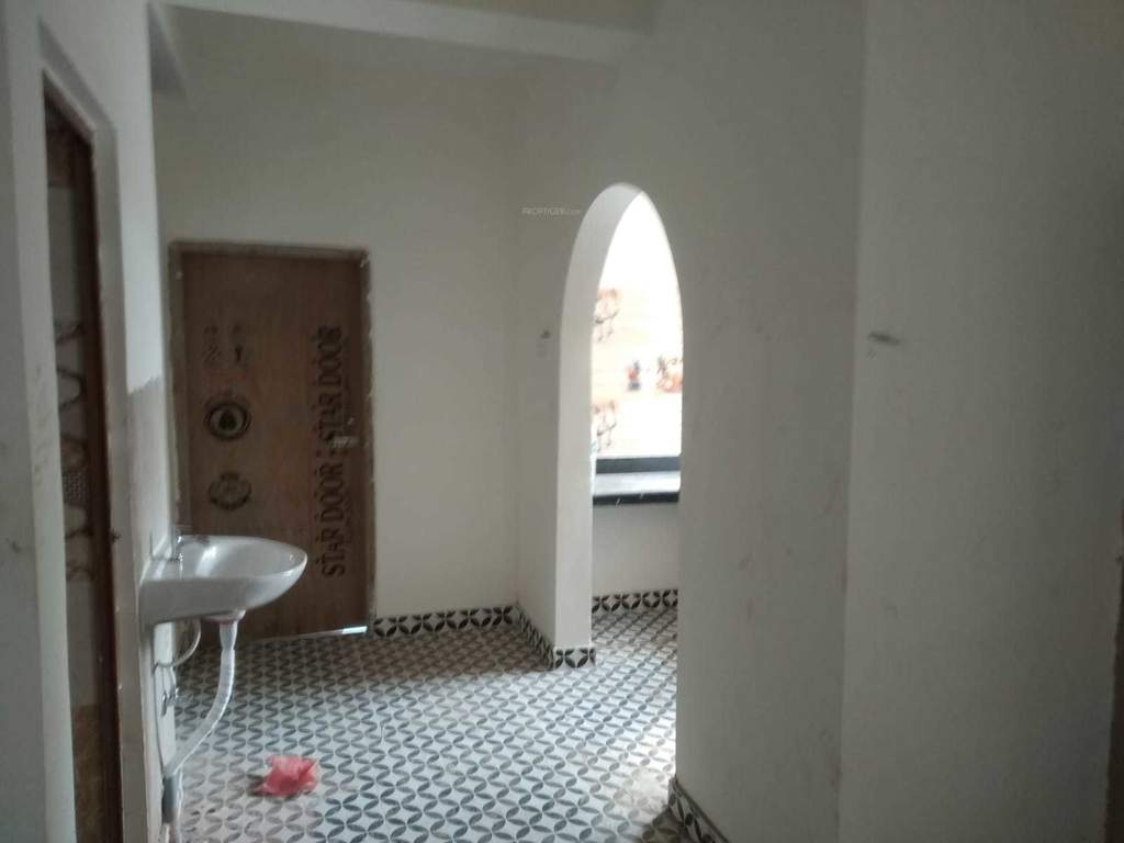  bhumi estate Bathroom