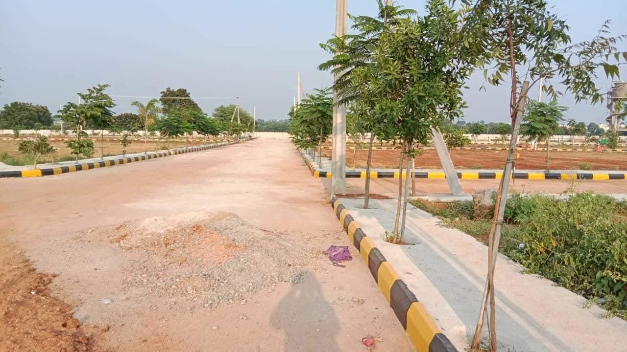  srinivasa nilaya Plot