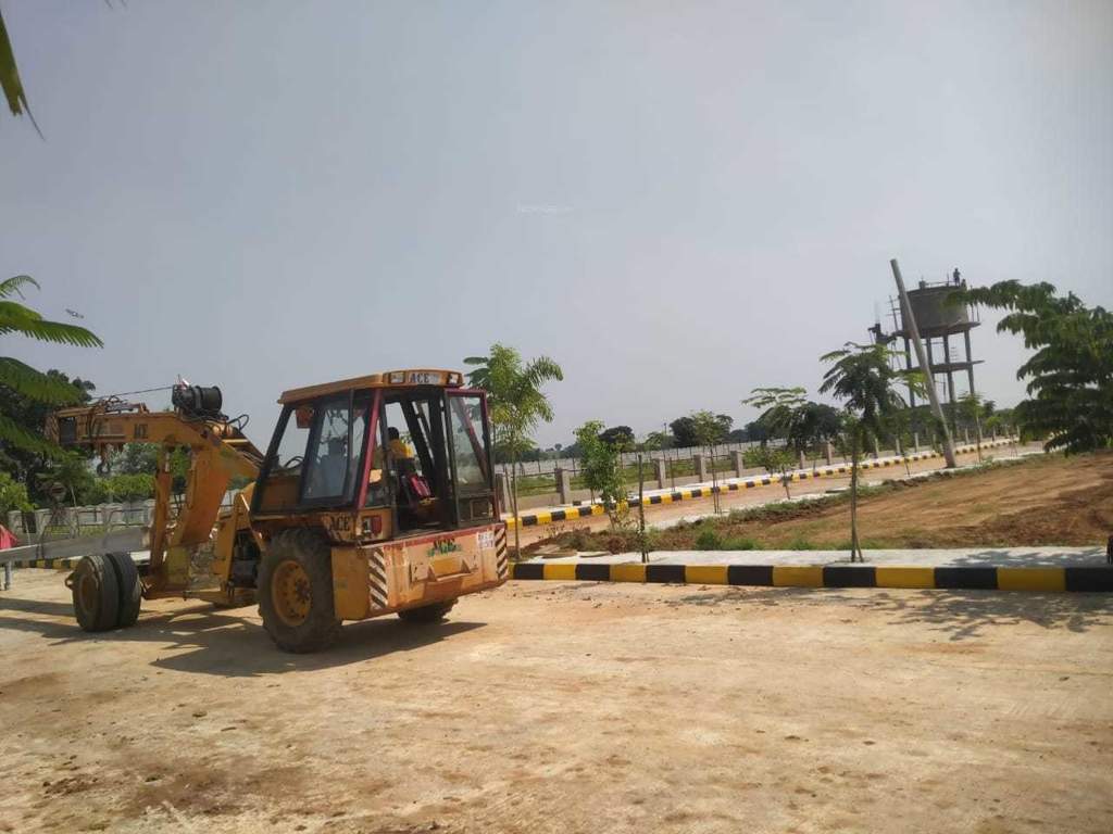  srinivasa nilaya Plot